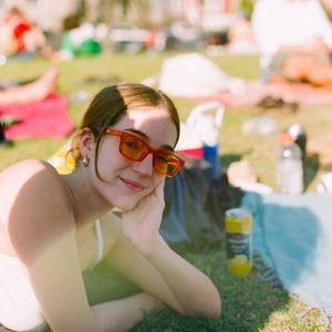 Meet your Posher, Hélène